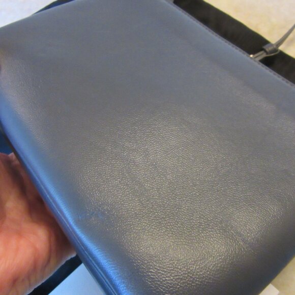 Celine Small Trio Crossbody/Shoulder Bag in Dark Grey & Gold Hardware EUC - Picture 5 of 16